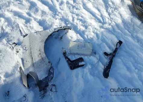 2016 Toyota Sienna Xle 8 Passenger z USA, uszkodzony, nr VIN 5TDYK3DC5GS748804